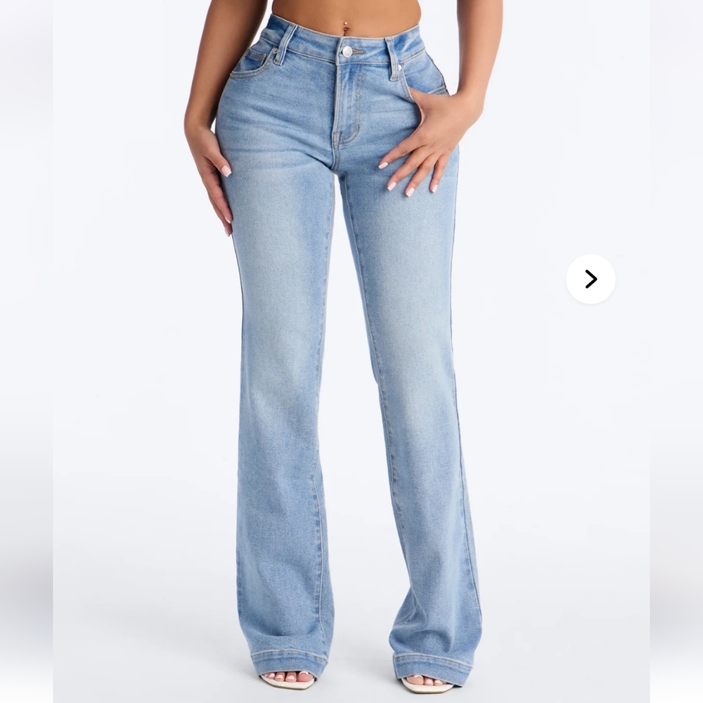 Colombian Low-Rise Stretch Jeans